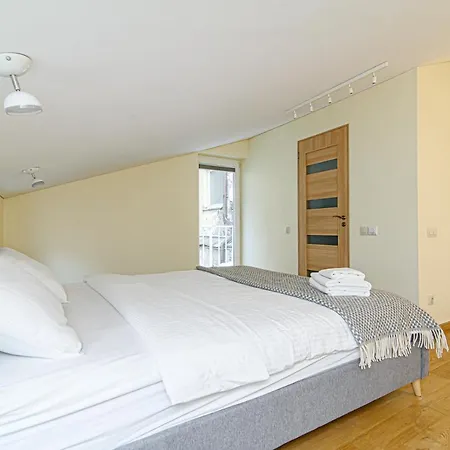 2 Floors New Town By Urban Rent Апартаменты